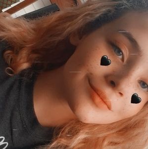 Meet your Posher, Rayne